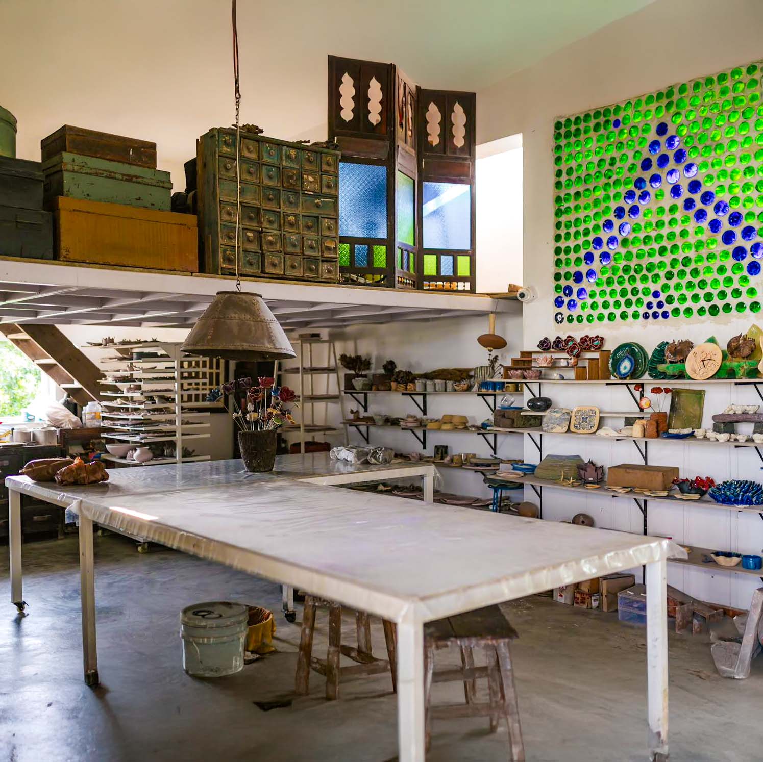 Create in an inspiring, eco-friendly studio with access to top-quality materials and professional-grade tools.
